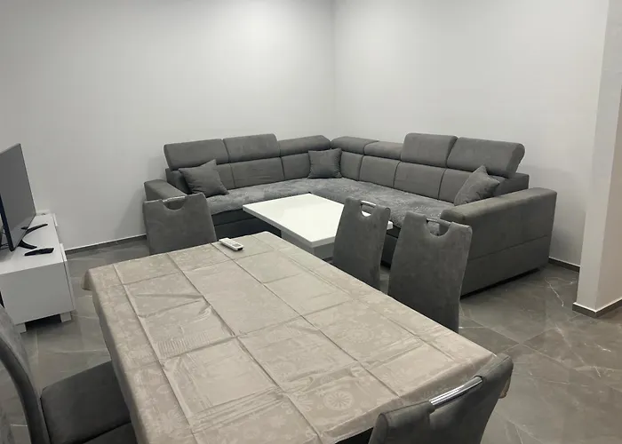 Apartman Tini 4